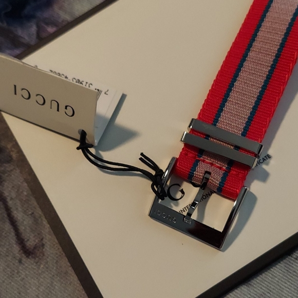 Gucci Watch - Picture 6 of 10